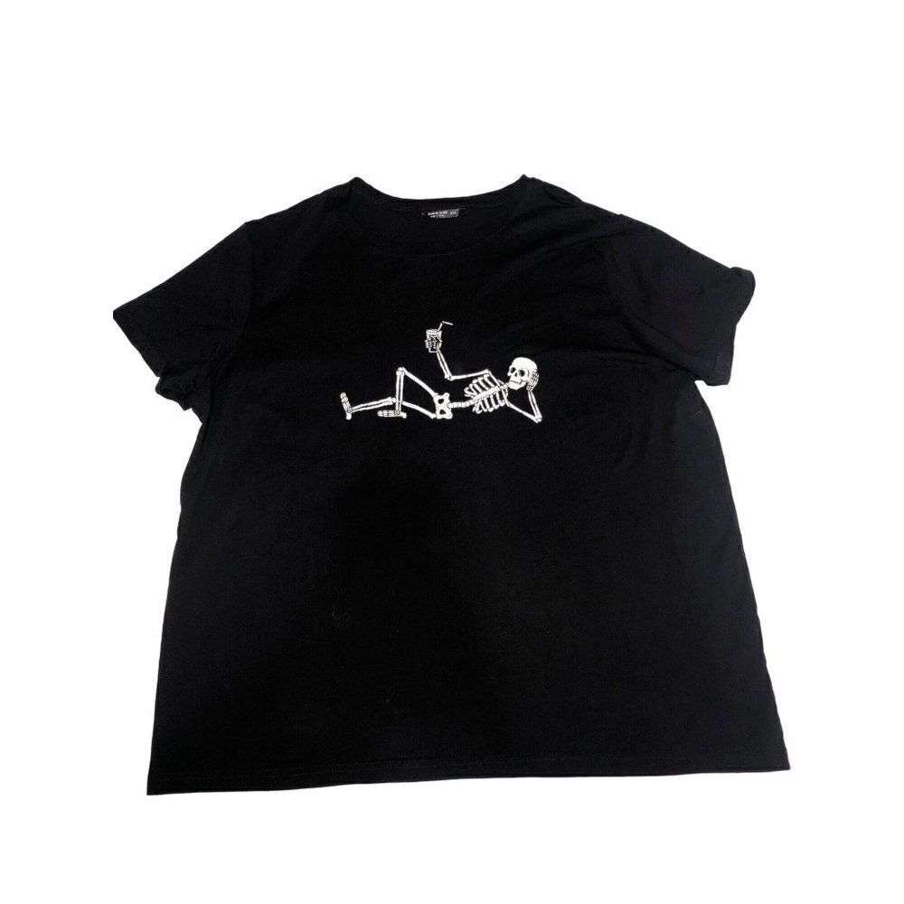 Skeleton Graphic Ladies Size 2XL Fitted Tee Black T-Shirt Drink Halloween Plus